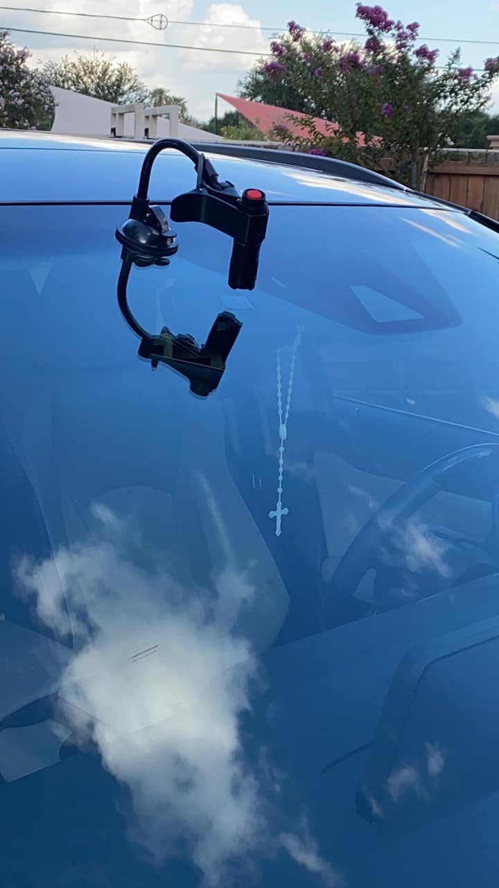 Rock chip repair on a blue car in McAllen by OptiGlass+
